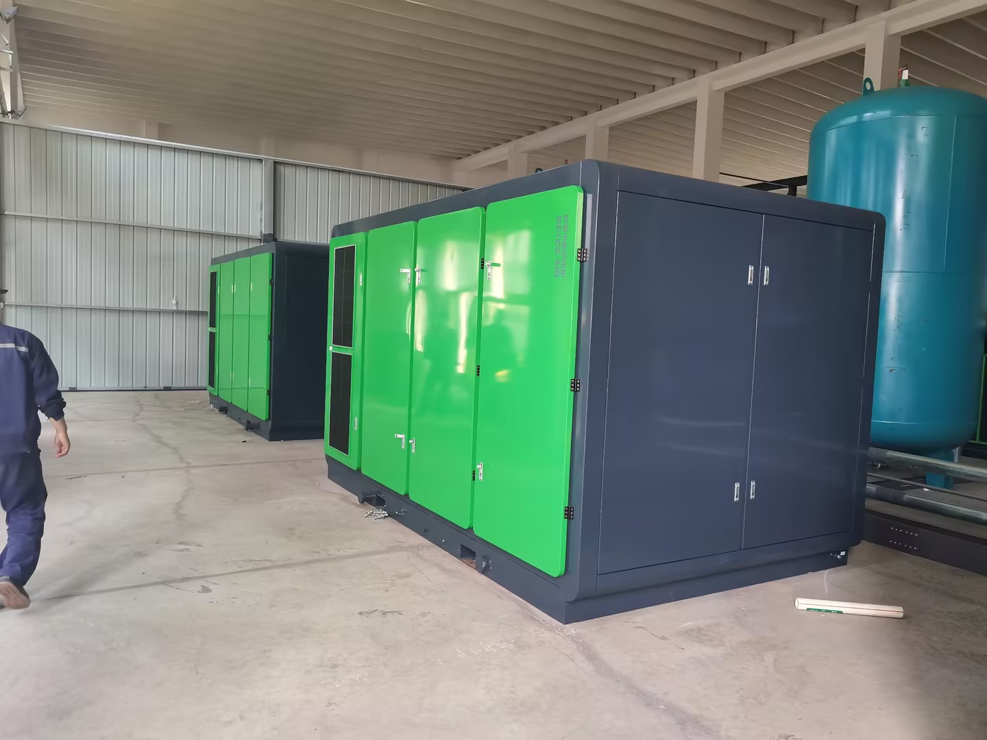 Máy nén khí trục vít một tầng áp suất thấp PM VSD hoạt động liên tục ở mức độ nặng